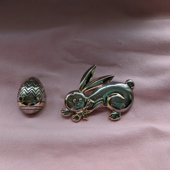 Bunny Rabbit & Egg Brooch & Pendant - Picture 2 of 11